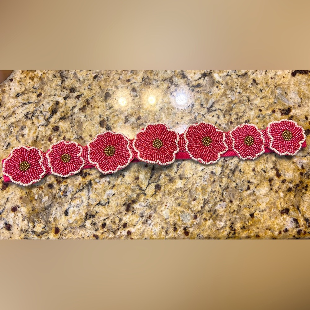 Handcrafted Floral Beaded Belt - pink